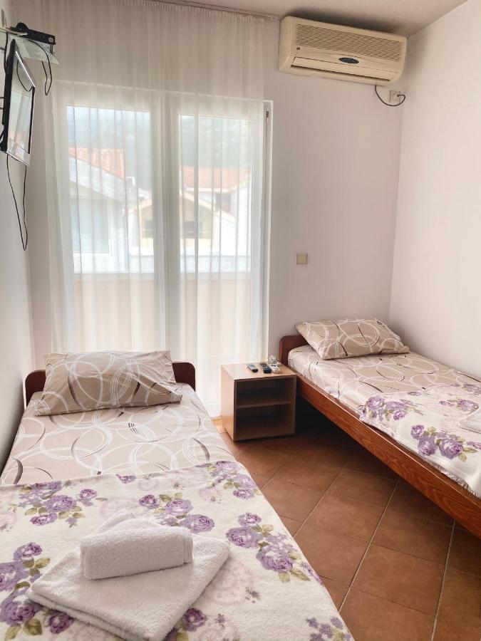 Guest House Villa Natali Будва Екстер'єр фото