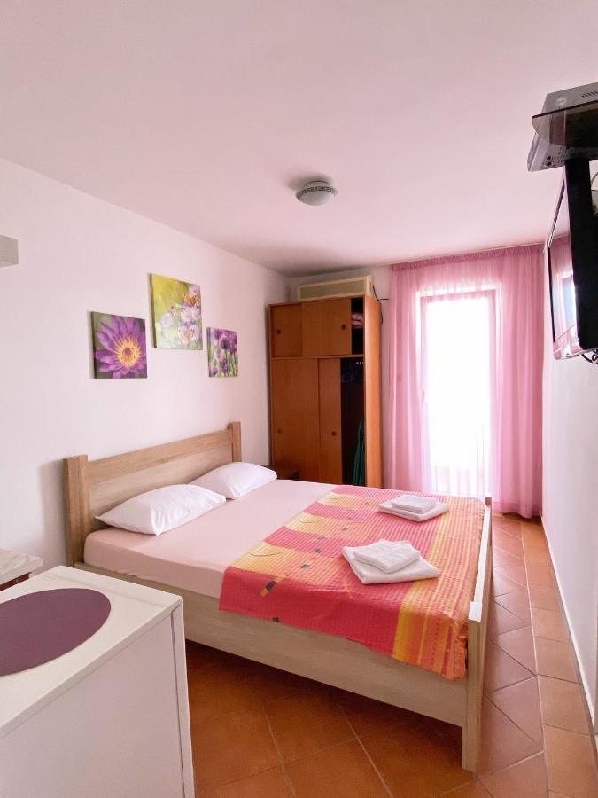 Guest House Villa Natali Будва Екстер'єр фото