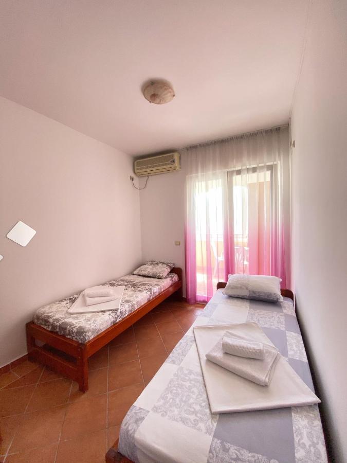 Guest House Villa Natali Будва Екстер'єр фото